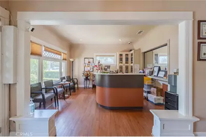 146 E Walnut Avenue, Monrovia, CA 91016 - Photo 13