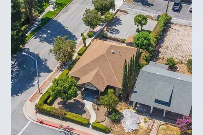 146 E Walnut Avenue, Monrovia, CA 91016 - Photo 39