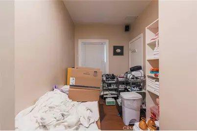 146 E Walnut Avenue, Monrovia, CA 91016 - Photo 23