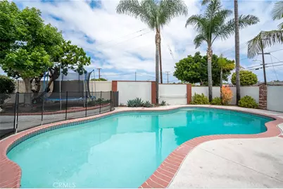 5471 Meadowlark Drive, Huntington Beach, CA 92649 - Photo 47