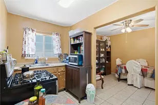 1866 San Francisco, Long Beach, CA 90806 - Photo 13