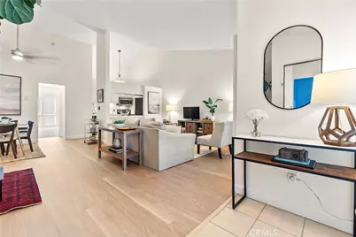906 Camino Real #202, Redondo Beach, CA 90277 - Photo 3