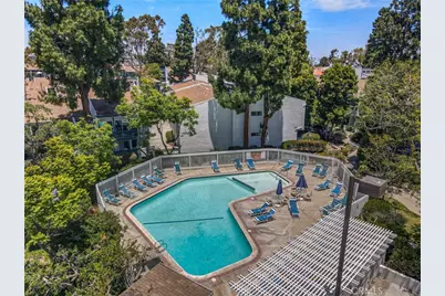 906 Camino Real #202, Redondo Beach, CA 90277 - Photo 43