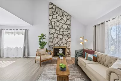 332 W 231st Street, Carson, CA 90745 - Photo 3