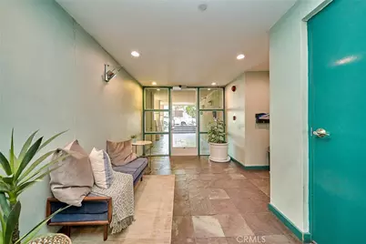 1927 Glendon Avenue #201, Los Angeles, CA 90025 - Photo 3