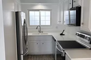 8130 Redlands, Playa del Rey, CA 90293 - Photo 3