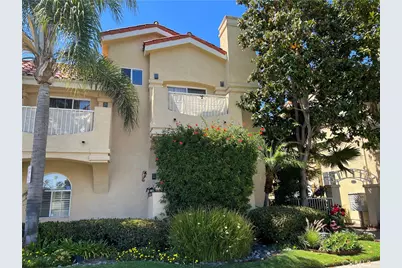 301 Diamond #B, Redondo Beach, CA 90277 - Photo 1