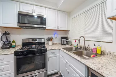 628 Daisy Avenue #225, Long Beach, CA 90802 - Photo 9