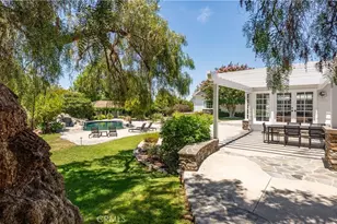 7 Acacia Rd, Rolling Hills, CA 90274 - Photo 9