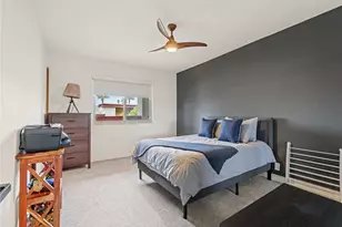 2001 E 21st St, Signal Hill, CA 90755 - Photo 13