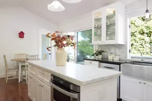 300 Via Alcance, Palos Verdes Estates, CA 90274 - Photo 7
