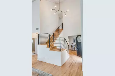 575 24th Street, Hermosa Beach, CA 90254 - Photo 3