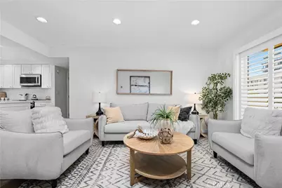 5257 Radford Ave #101, Valley Village, CA 91607 - Photo 3
