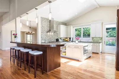 2704 Via Elevado, Palos Verdes Estates, CA 90274 - Photo 3
