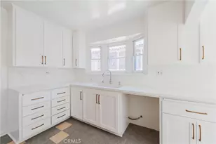 1964 Palmerston, Los Angeles, CA 90027 - Photo 35