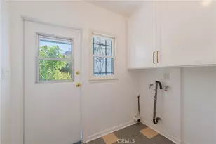1964 Palmerston, Los Angeles, CA 90027 - Photo 37