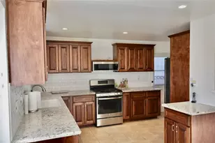 17238 Carfax Ave, Bellflower, CA 90706 - Photo 3