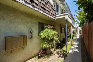 380 Temple Ave, Long Beach, CA 90814 - Photo 11