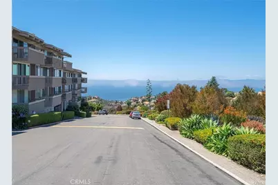 6542 Ocean Crest #D207, Rancho Palos Verdes, CA 90275 - Photo 3