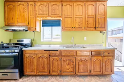 256 W 14th, San Pedro, CA 90731 - Photo 37