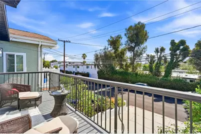 1729 Axenty Way, Redondo Beach, CA 90278 - Photo 9