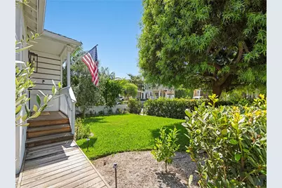 1301 19th, Manhattan Beach, CA 90266 - Photo 3