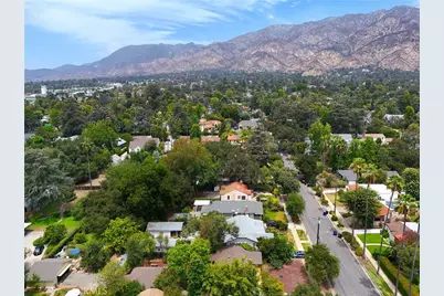 1815 N Michigan Avenue, Pasadena, CA 91104 - Photo 41