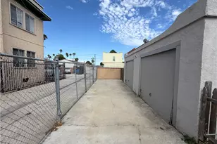 440 W 22nd St, San Pedro, CA 90731 - Photo 35
