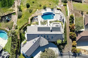 2 El Concho Ln, Rolling Hills, CA 90274 - Photo 9