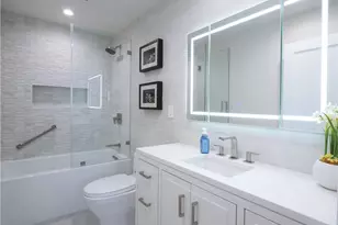 110 S Prospect Ave, Redondo Beach, CA 90277 - Photo 37