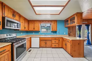 23840 Zuger Dr, Crestline, CA 92325 - Photo 21