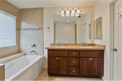 2496 Maxson Court, Signal Hill, CA 90755 - Photo 15
