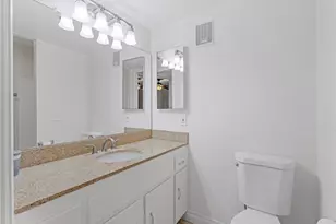 550 Orange Ave, Long Beach, CA 90802 - Photo 13