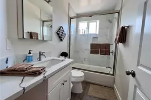 13927 Chadron Ave, Hawthorne, CA 90250 - Photo 17
