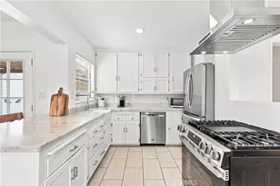 2650 S Dolphin St, San Pedro, CA 90731 - Photo 11