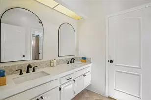 11479 Amberridge Ct, Moorpark, CA 93021 - Photo 15