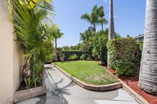 3561 Dahlia Cir, Seal Beach, CA 90740 - Photo 29