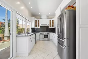 3561 Dahlia Cir, Seal Beach, CA 90740 - Photo 11