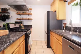 453 Almond Ave, Long Beach, CA 90802 - Photo 11