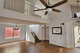 29105 Marilyn Dr, Canyon Country, CA 91387 - Photo 3