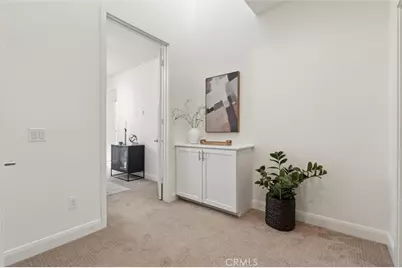542 E Imperial Avenue, El Segundo, CA 90245 - Photo 17