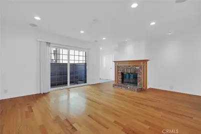 313 N Broadway #9, Redondo Beach, CA 90277 - Photo 5