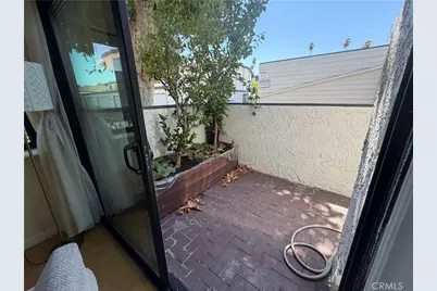 19231 Sherman Way #36, Los Angeles, CA 91335 - Photo 7