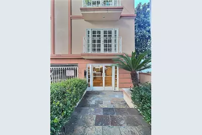 2205 S Bentley Avenue #102, Los Angeles, CA 90064 - Photo 3