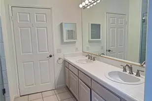 2205 S Bentley Ave, Los Angeles, CA 90064 - Photo 27