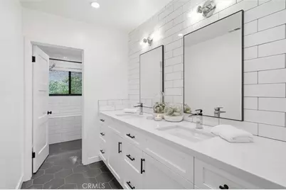 1016 Via Romero, Palos Verdes Estates, CA 90274 - Photo 23