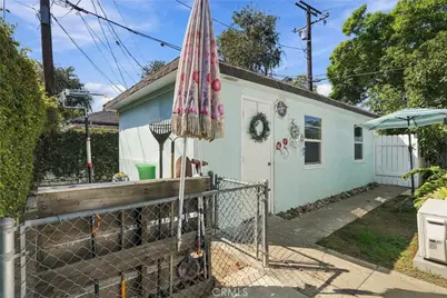 1100 E Whiting Avenue, Fullerton, CA 92831 - Photo 23