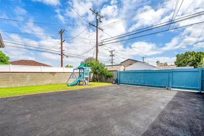 1222 Beech, Torrance, CA 90501 - Photo 31