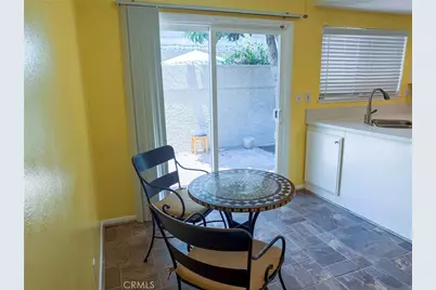929 Thistlegate, Oak Park, CA 91377 - Photo 15