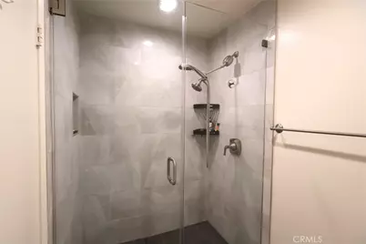 929 Thistlegate, Oak Park, CA 91377 - Photo 19